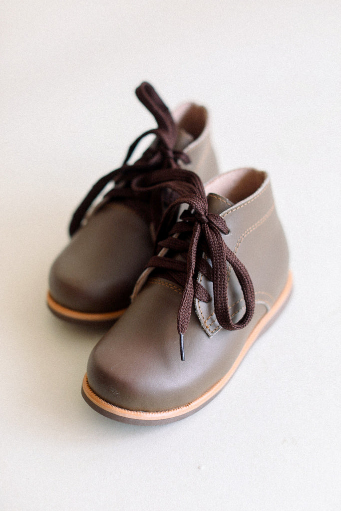 Milo Boots in Matte Brown